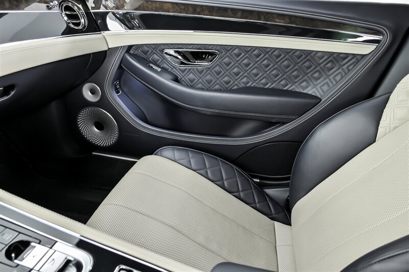 Used 2021 Bentley Continental GT AWD/4WD image 35