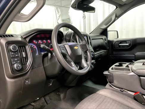 Used 2022 Chevrolet Silverado 1500 Custom image 8