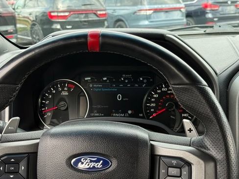 Used 2018 Ford F150 Raptor w/ Equipment Group 802A Luxury AWD/4WD image 9