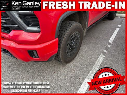 Used 2024 Chevrolet Silverado 2500 LTZ w/ LTZ Plus Package image 5