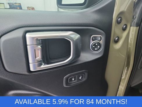 New 2026 Jeep Wrangler Unlimited Rubicon image 13