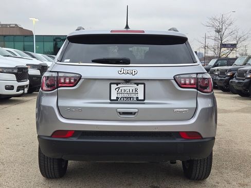 Used 2022 Jeep Compass Latitude w/ Convenience Group image 12