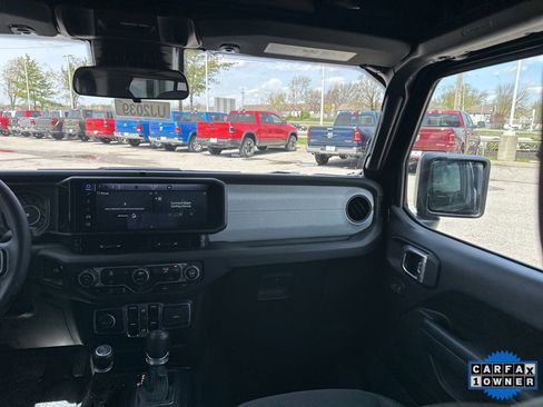 Used 2024 Jeep Wrangler Sport S image 52
