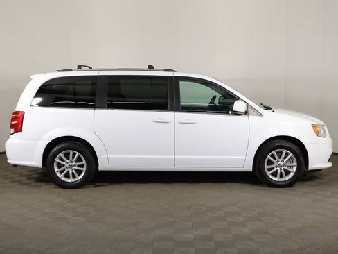 Used 2020 Dodge Grand Caravan SXT FWD image 15