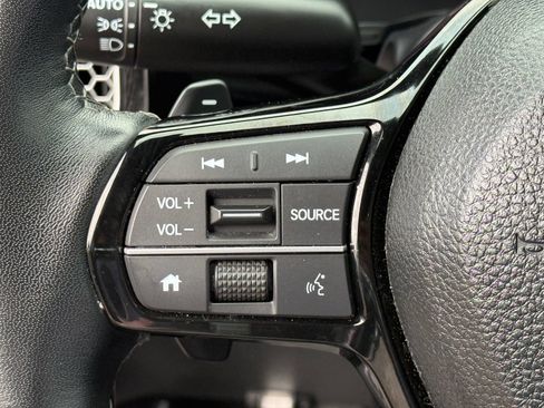 Used 2025 Honda Civic Sport image 17
