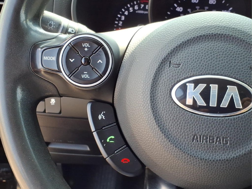 Used 2018 Kia Soul + FWD image 6
