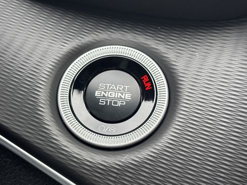 New 2025 Jeep Grand Cherokee Laredo X image 24