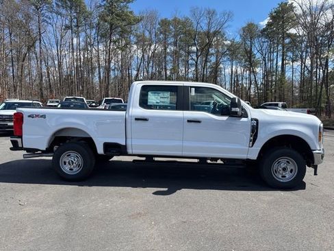 New 2026 Ford F250 XL w/ XL Chrome Package AWD/4WD image 6