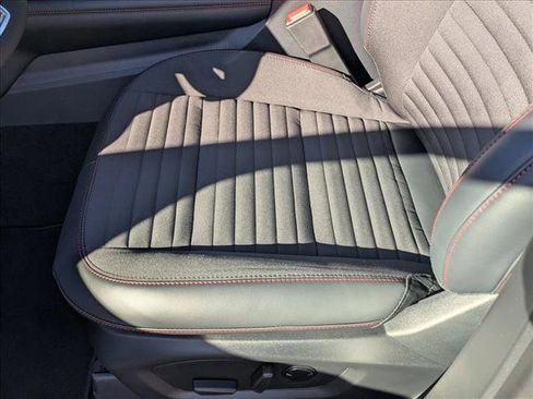 New 2026 Ford Explorer ST-Line w/ ST-Line Street Pack image 3