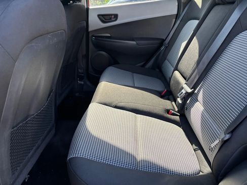 Used 2020 Hyundai Kona SEL FWD image 11