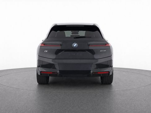 Used 2024 BMW iX xDrive50 w/ Sport Package AWD/4WD image 31