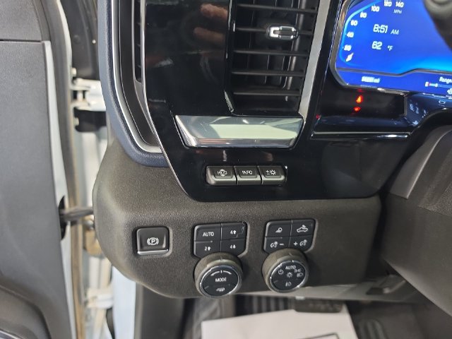 Used 2024 Chevrolet Silverado 3500 High Country w/ Technology Package AWD/4WD image 19