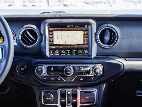 Used 2023 Jeep Wrangler Unlimited Sahara AWD/4WD image 16