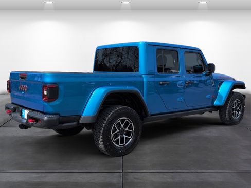 Used 2025 Jeep Gladiator Rubicon image 7