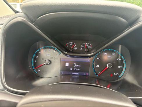 Used 2022 Chevrolet Colorado Z71 AWD/4WD image 21