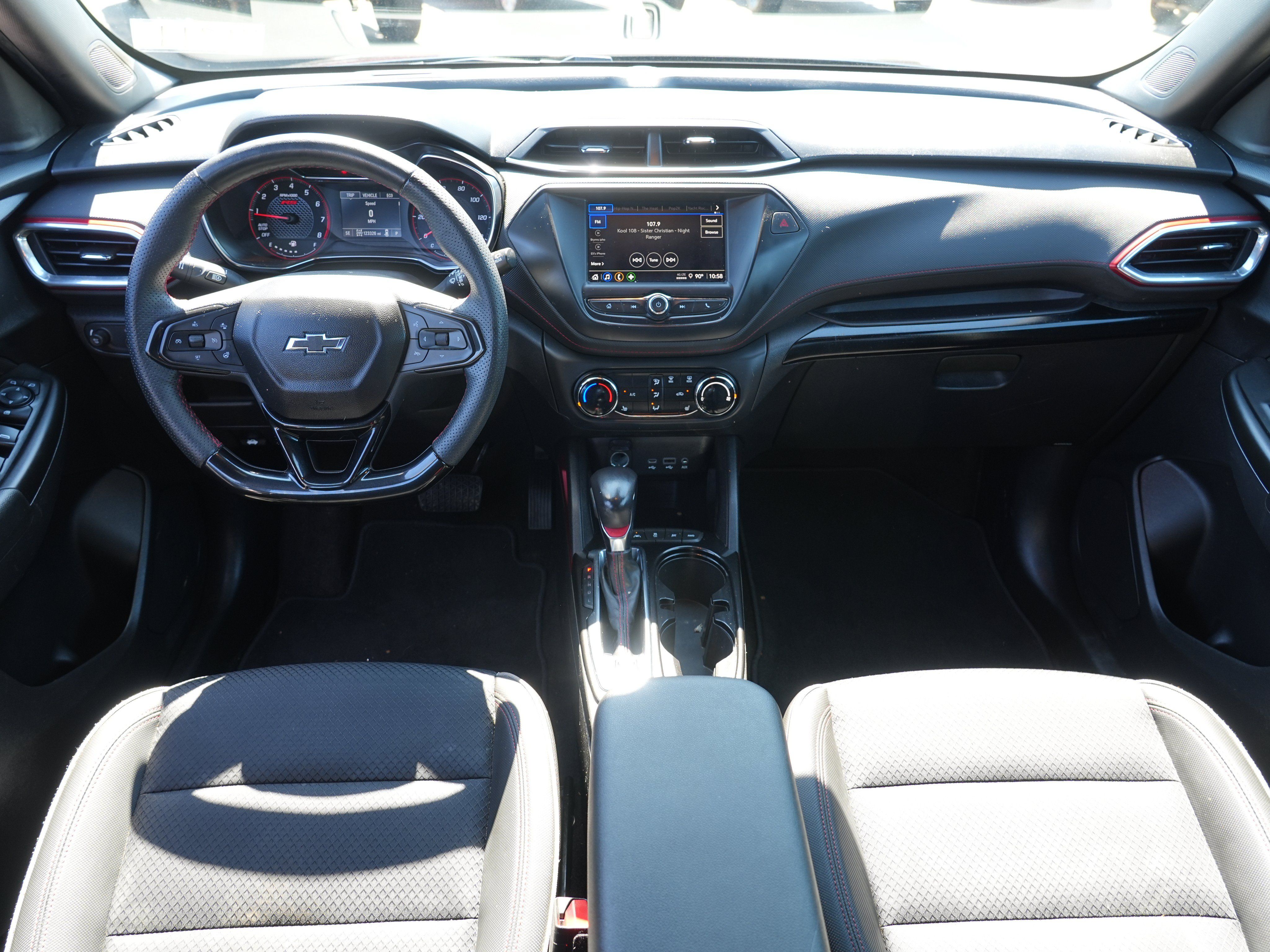 Used 2022 Chevrolet TrailBlazer RS AWD/4WD image 26