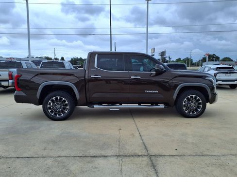 Used 2023 Toyota Tundra Limited w/ Power Package AWD/4WD image 5