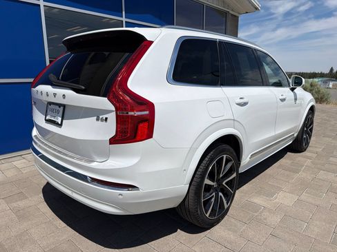 Used 2024 Volvo XC90 B6 Ultimate w/ Protection Package Premier AWD/4WD image 7