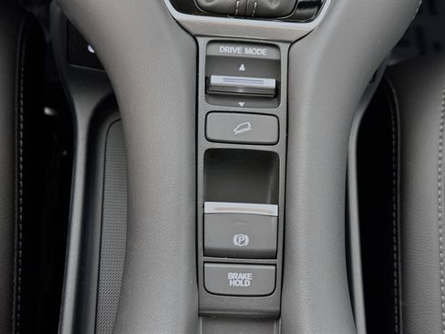 New 2026 Honda HR-V EX-L image 19