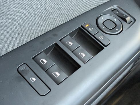 New 2025 Kia K4 GT-Line Turbo FWD image 29