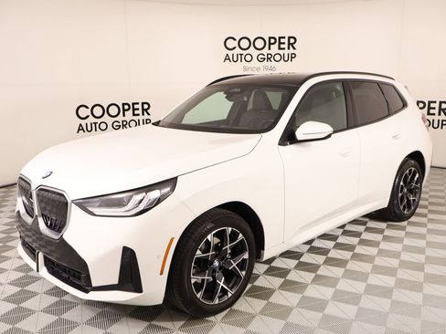 Used 2025 BMW X3 xDrive30i image 10