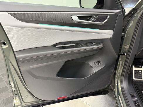 Used 2026 Volkswagen Atlas Peak Edition AWD/4WD image 10