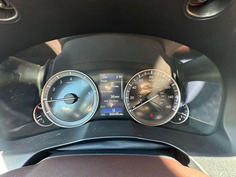 Used 2016 Lexus ES 350 w/ Luxury Package w/Wood Trim FWD image 15