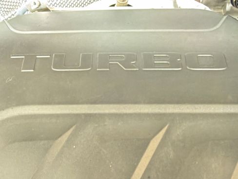 Used 2024 Buick Encore GX Preferred FWD image 23