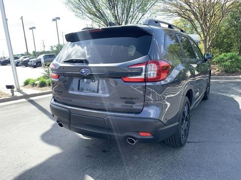 Used 2024 Subaru Ascent Onyx Edition image 8