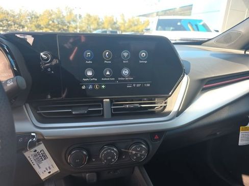 New 2026 Chevrolet Trax RS w/ Driver Confidence Package image 18