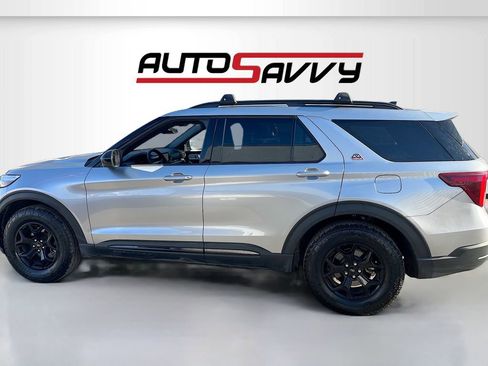 Used 2024 Ford Explorer Timberline w/ Timberline Technology Package AWD/4WD image 4