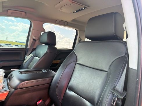 Used 2018 Chevrolet Silverado 1500 LTZ w/ Sport Package AWD/4WD image 9