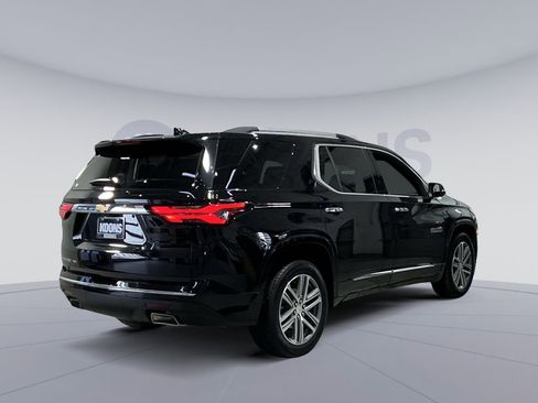 Used 2023 Chevrolet Traverse High Country image 16