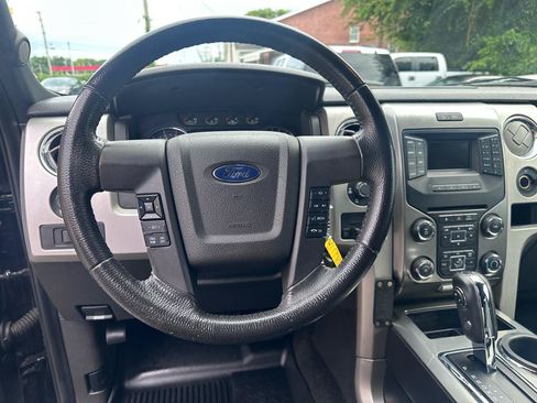 Used 2013 Ford F150 FX4 w/ Mid Equipment Group AWD/4WD image 17
