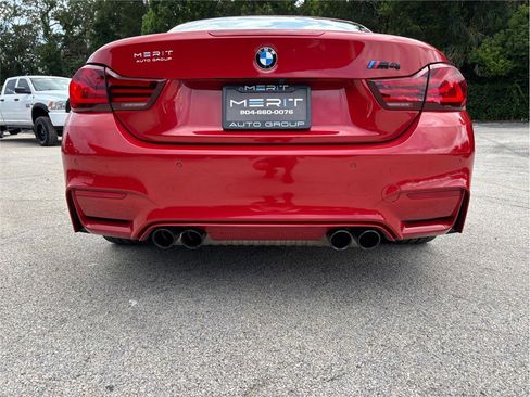 Used 2020 BMW M4 Convertible w/ Competition Package RWD image 17
