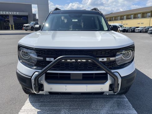 New 2025 Ford Bronco Sport Badlands image 2