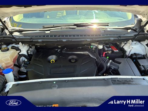 Used 2017 Ford Edge SEL w/ Equipment Group 201A AWD/4WD image 22