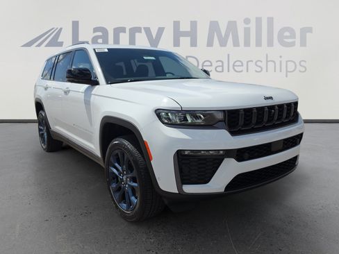 New 2026 Jeep Grand Cherokee L Limited AWD/4WD image 7