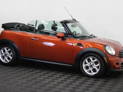 Used 2012 MINI Cooper Convertible FWD image 4
