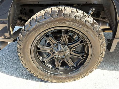 Used 2025 Ford F150 XLT w/ Equipment Group 302A MID AWD/4WD image 13