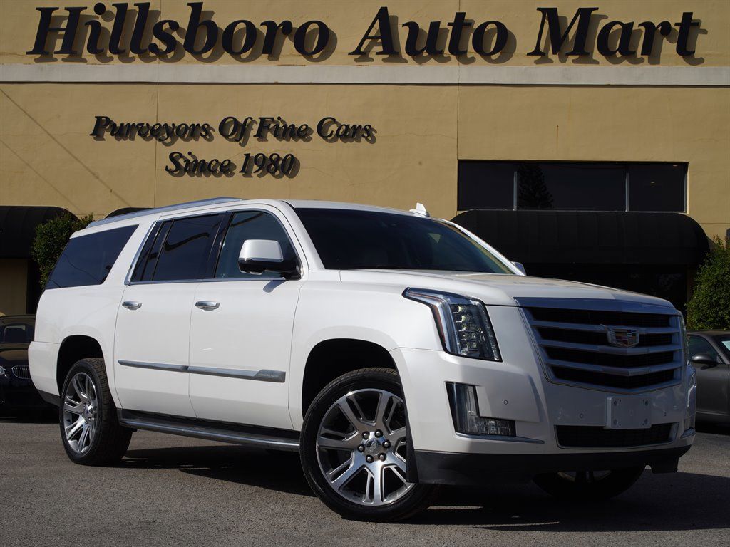 Used 2016 Cadillac Escalade ESV Luxury RWD image 1