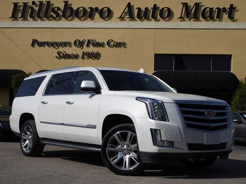 Used 2016 Cadillac Escalade ESV Luxury image 1