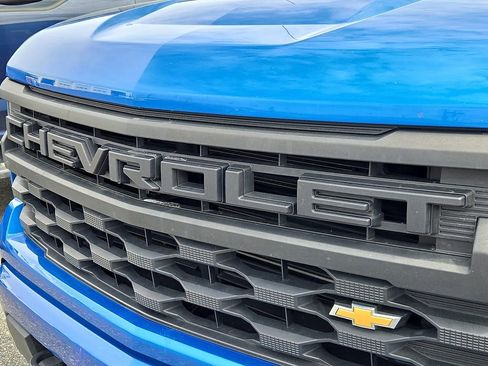 Used 2023 Chevrolet Silverado 1500 Custom image 10