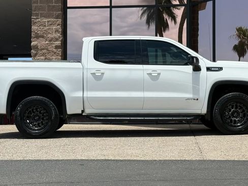 Used 2021 GMC Sierra 1500 AT4 w/ AT4 Preferred Package AWD/4WD image 15
