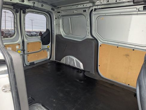 Used 2020 Ford Transit Connect XL image 24