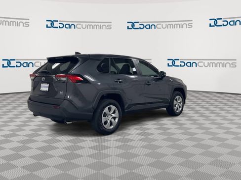 Used 2023 Toyota RAV4 LE AWD/4WD image 8