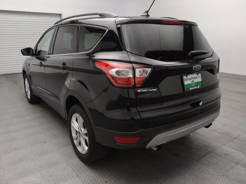Used 2018 Ford Escape SE w/ SE Sync 3 Package AWD/4WD image 5