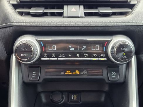 Certified 2023 Toyota RAV4 XLE w/ Convenience Package FWD image 17