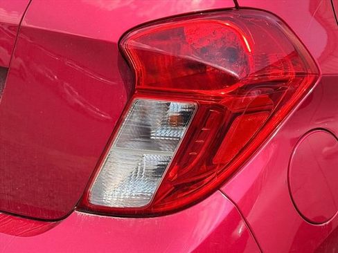 Used 2020 Chevrolet Spark LS FWD image 18