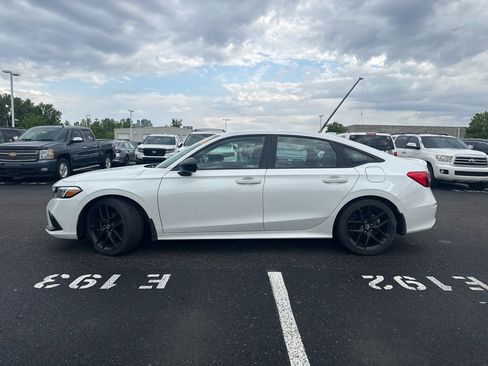 Used 2022 Honda Civic Sport image 6